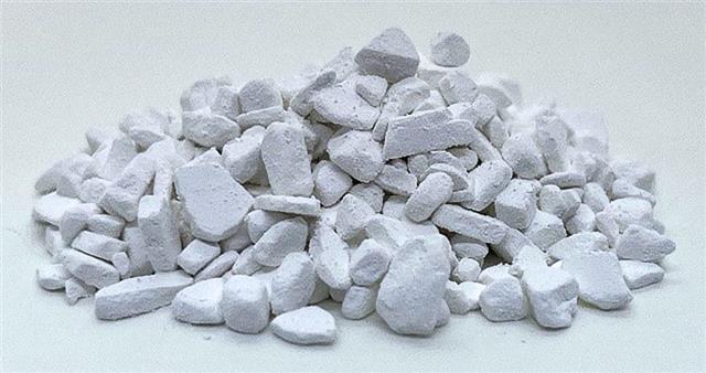 高純度三酸化アンチモン「ＰＡＴＯＸ－ＳＵＦ」の粒状品