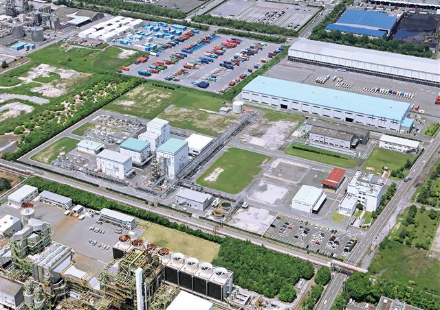 四日市工場霞地区で継続的に設備投資を実施