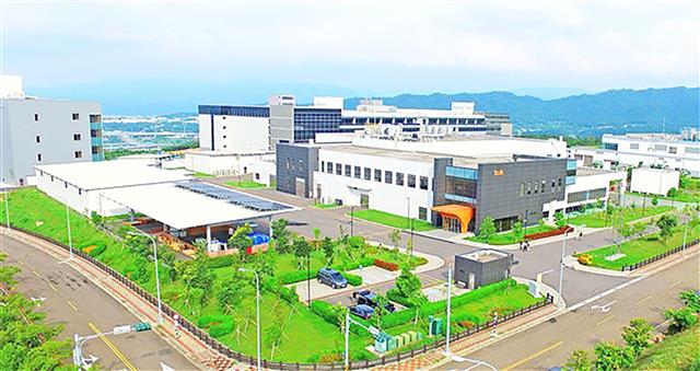 台湾拠点の銅鑼工場