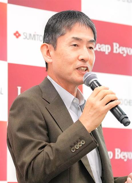 就任後初の経営戦略説明会に臨む水戸社長