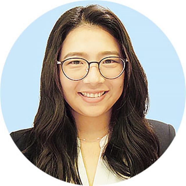 穴澤美優　セールスマネジャー