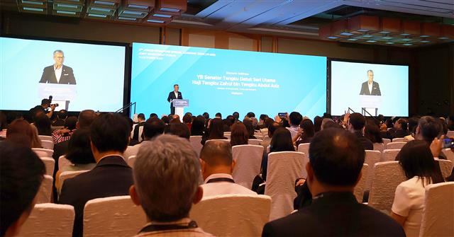 １０月に開催された共同投資フォーラムの様子