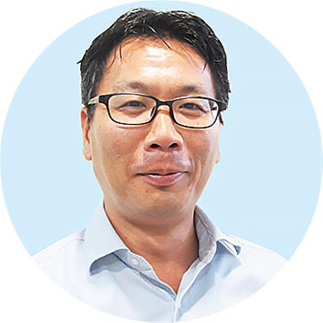 佐藤明　支店長
