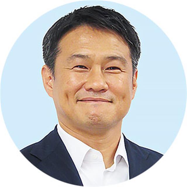 滝井裕介　社長