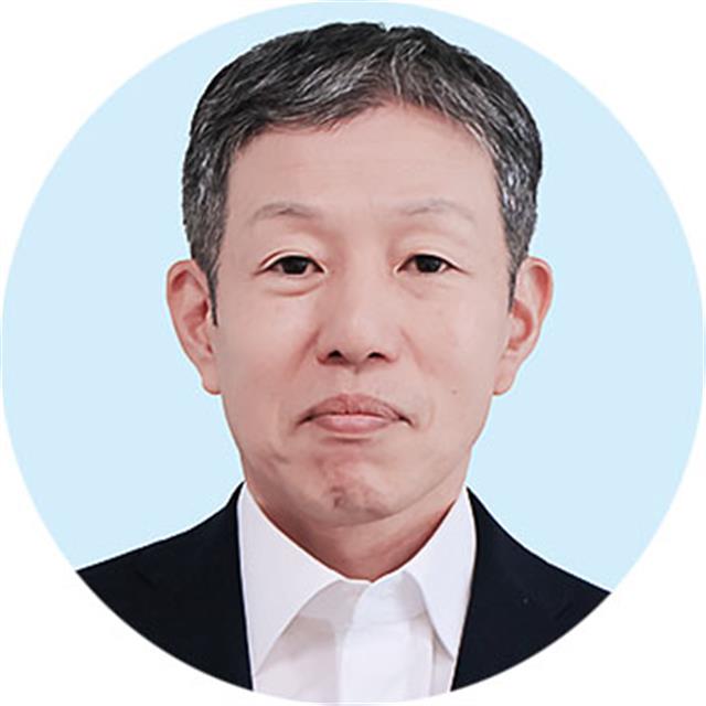 日笠慎太郎　社長