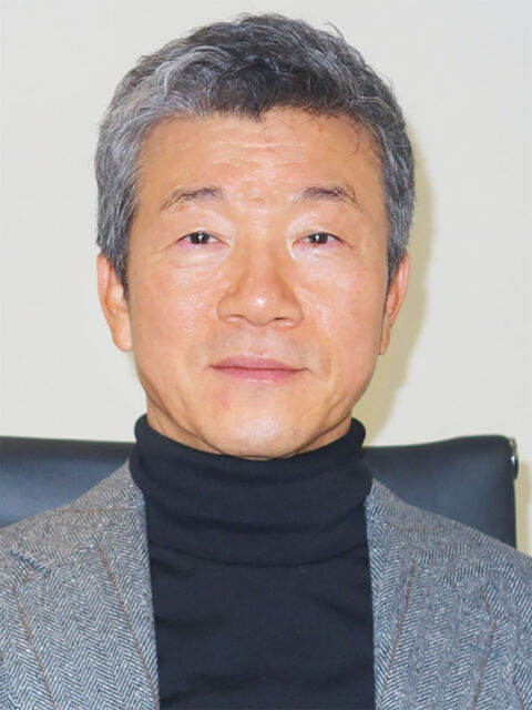 「企業は存在する限り成長しなければならない」と話す金社長